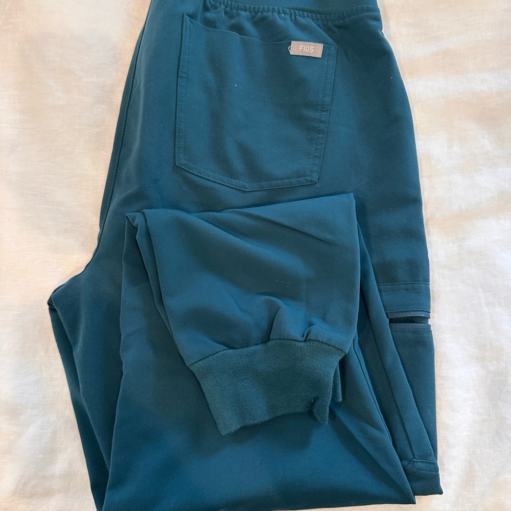 Figs dark Harbor Scrub Zamora jogger pants